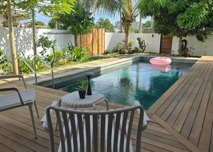 Carlos Villa Poolside